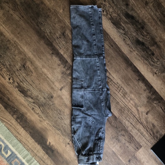 🌞🌞🌞PACSUN HIGH WAIST CARGO STYLE JEANS SIZE 23 WAIST EUC 🌞🌞🌞 - Picture 5 of 6